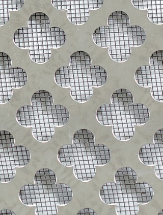 Large Club stainless 2 X 1m with black backing mesh cut to size