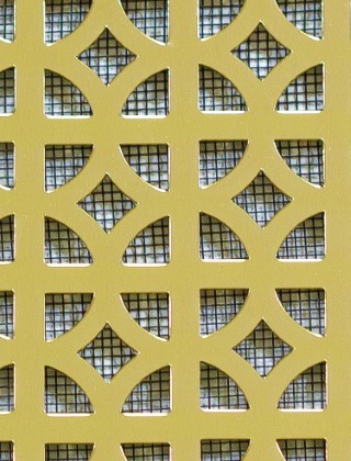 Ockley Gold anodised 2 X 1m with black backing mesh