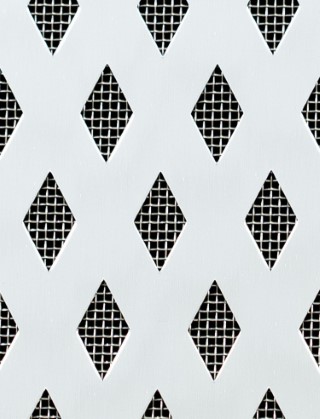 Small Diamond Silver anodised 2 X 1m with stainless backing mesh