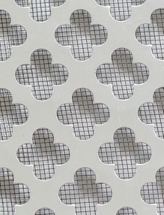Large Club Silver anodised 1X1m with black backing mesh