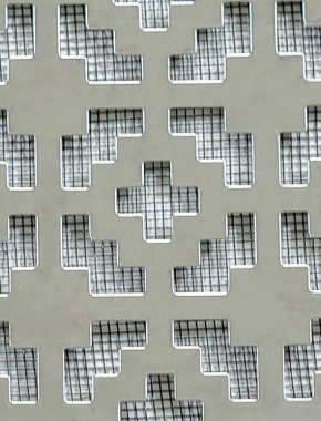 Iden stainless 2 X 1m with black backing mesh