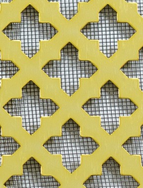 Fancy Cross Gold anodised 1X1m with black backing mesh