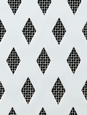 Small Diamond Silver anodised 2 X 1m with stainless backing mesh 0