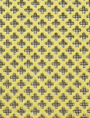 Fancy club brass 1X.665m with black backing mesh