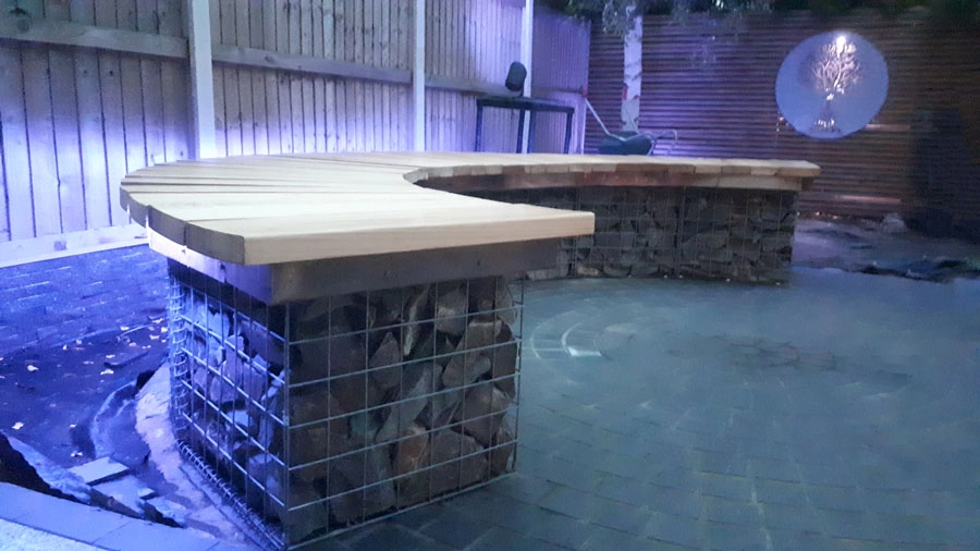 Curved gabion bench