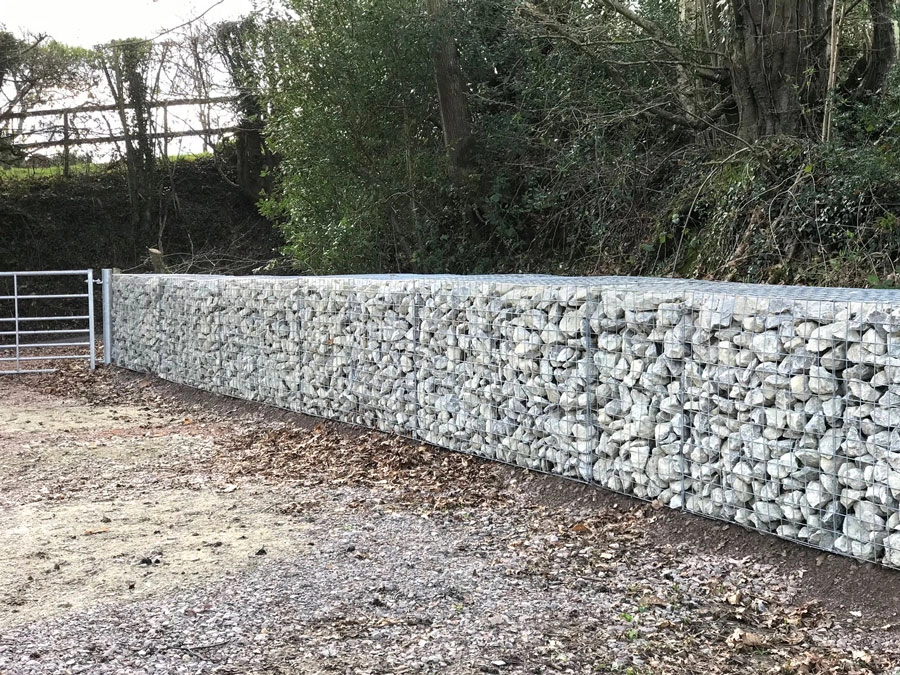 Steps Using Kentish Ragstone Gabion Baskets filled with Kentish ragstone