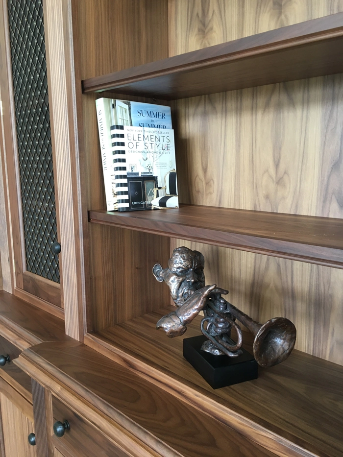 Regency Dimaond Drinks cabinetry