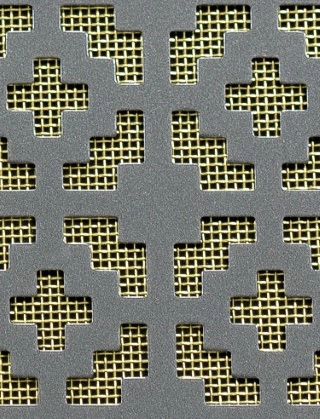 Iden pewter 1X.665m with brass backing mesh cut to size