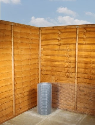 galvanised weld mesh 1/2 x 1/2 19G 2ft x 30m