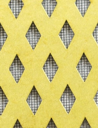 Small Diamond brass 1X1m with black backing mesh cut to size