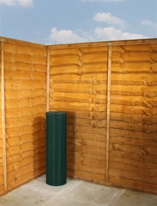 green pvc weldmesh 1/2 x 1/2 19G 3ft x 30m