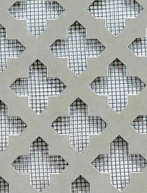 Fancy Cross stainless 1X.665m with black backing mesh cut to size