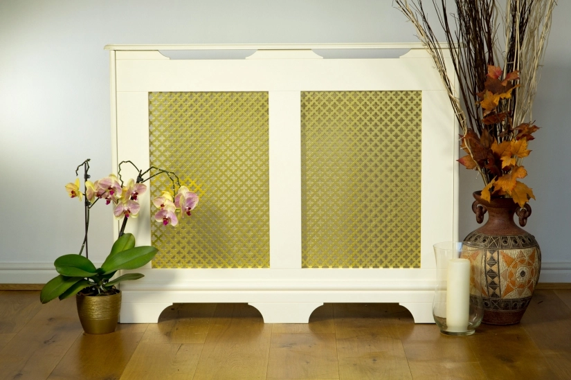 Fancy Cross Gold anodised 2 X 1m with brass backing mesh 3