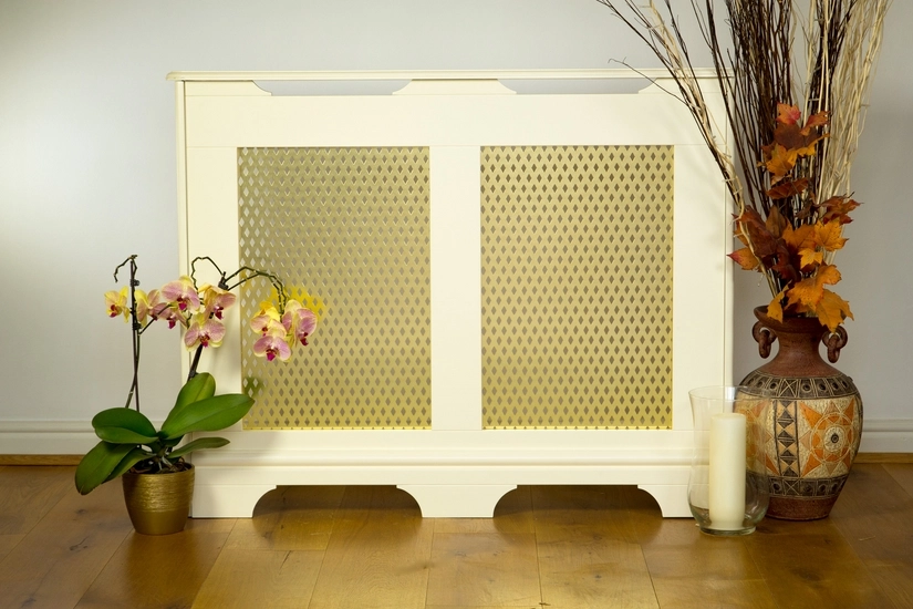 Small Diamond Gold anodised 2 X 1m with no backing mesh 3