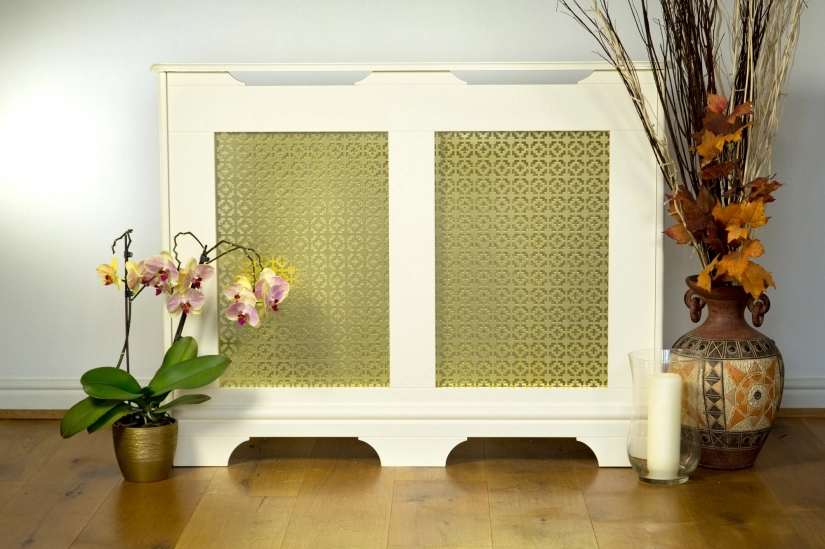 Iden Gold anodised 2 X 1m with brass backing mesh 3