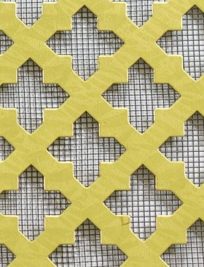 Fancy Cross brass 1X.665m with black backing mesh