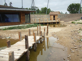 Twycross zoo, gabion baskets Twycross zoo, gabion baskets